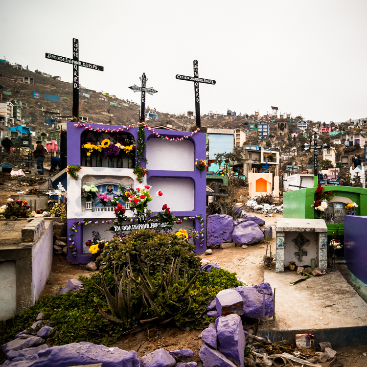 04  cementerio Lima Peru