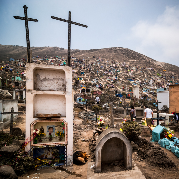 16 cementerio Lima Peru