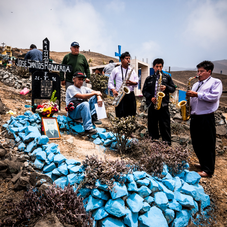 26  cementerio Lima Peru