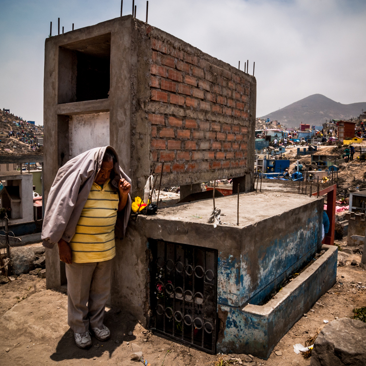 31  cementerio Lima Peru