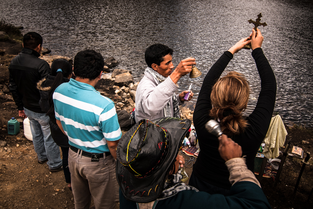 44  curanderos Huaringas